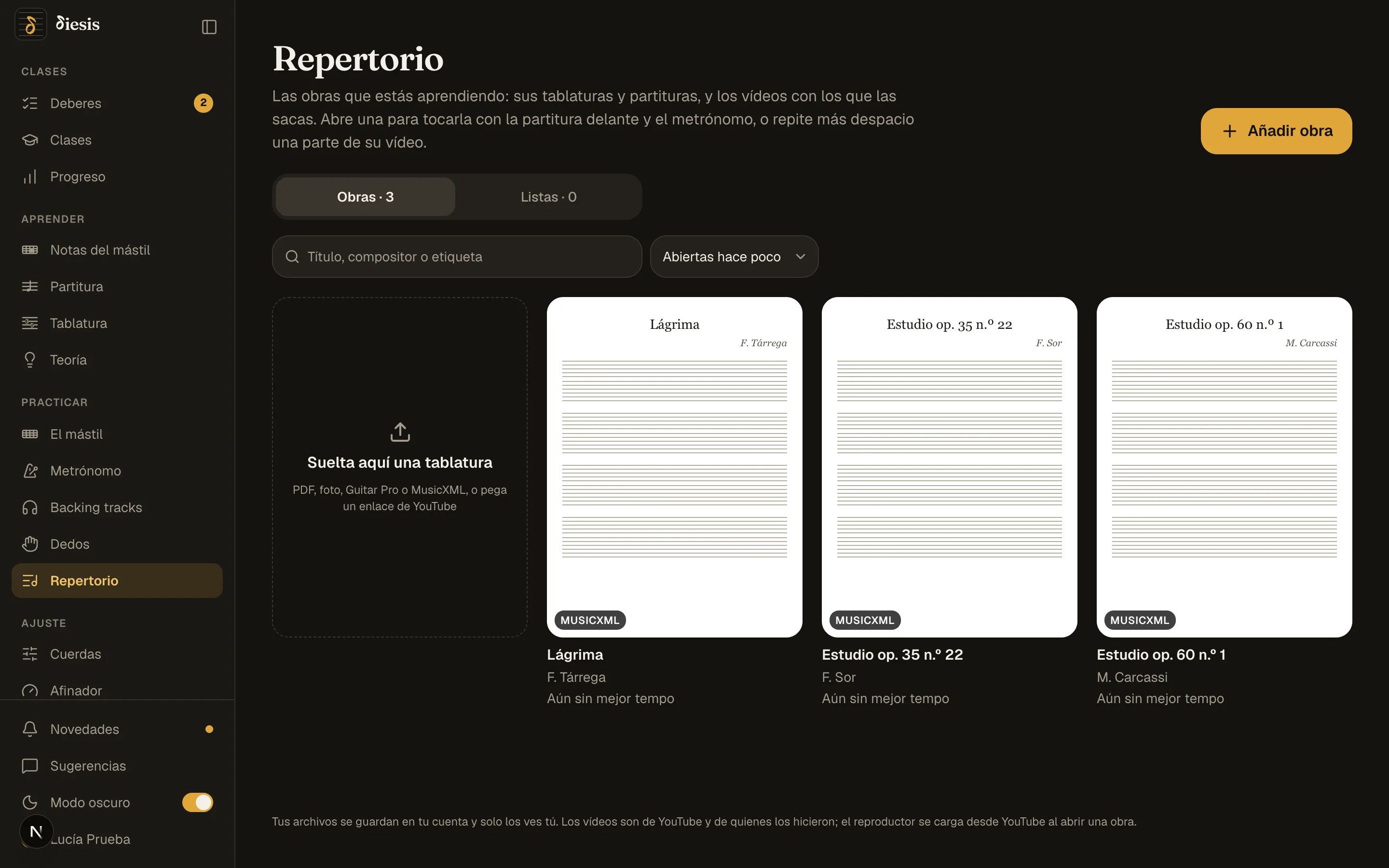 La estantería de Repertorio con tres partituras: Carcassi, Sor y Tárrega